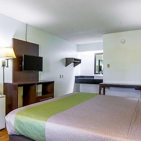 Motel 6-Charlotte, Nc - Airport Eksteriør billede