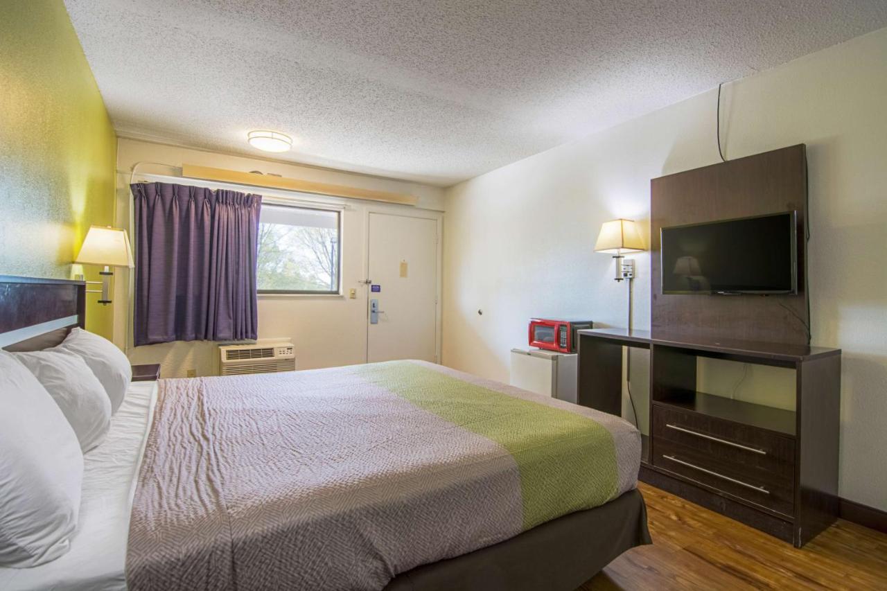 Motel 6-Charlotte, Nc - Airport Eksteriør billede