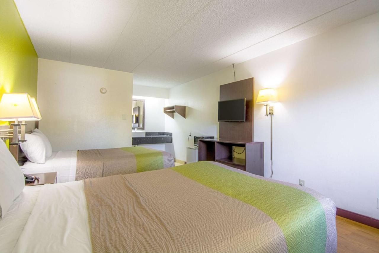 Motel 6-Charlotte, Nc - Airport Eksteriør billede